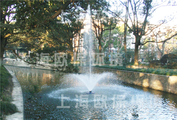 華東理工大學校園河道治理-浮水噴泉曝氣機在校園河道治理中的應用