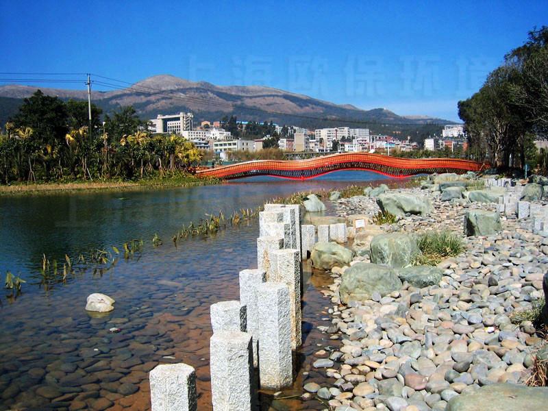 礫石坡緩沖帶，降低泥沙及氮磷等污染物對水體的沖擊